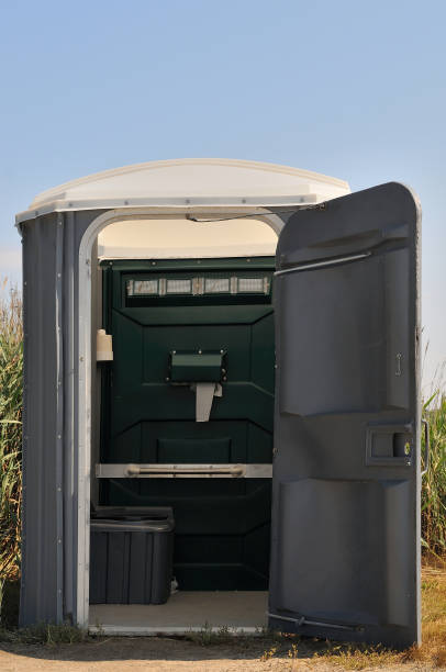 Best Portable bathroom rental  in Gary, IN
